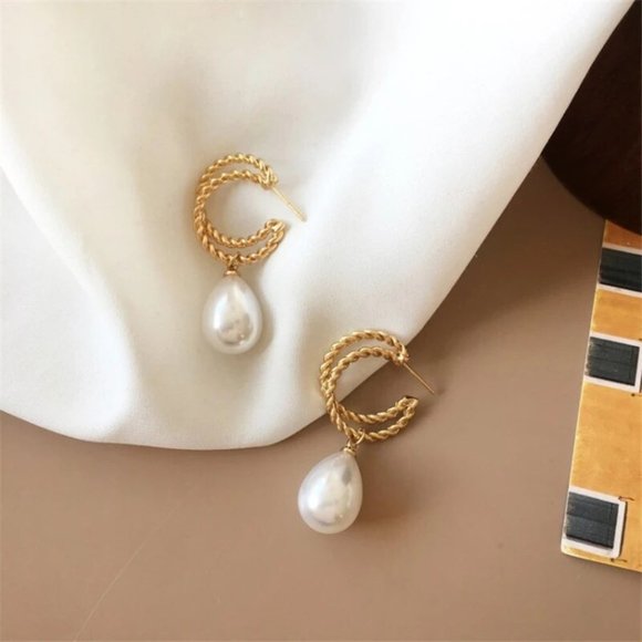 INS Style New Restore Simple Metal Hollow Pearl Earrings - Picture 5 of 6